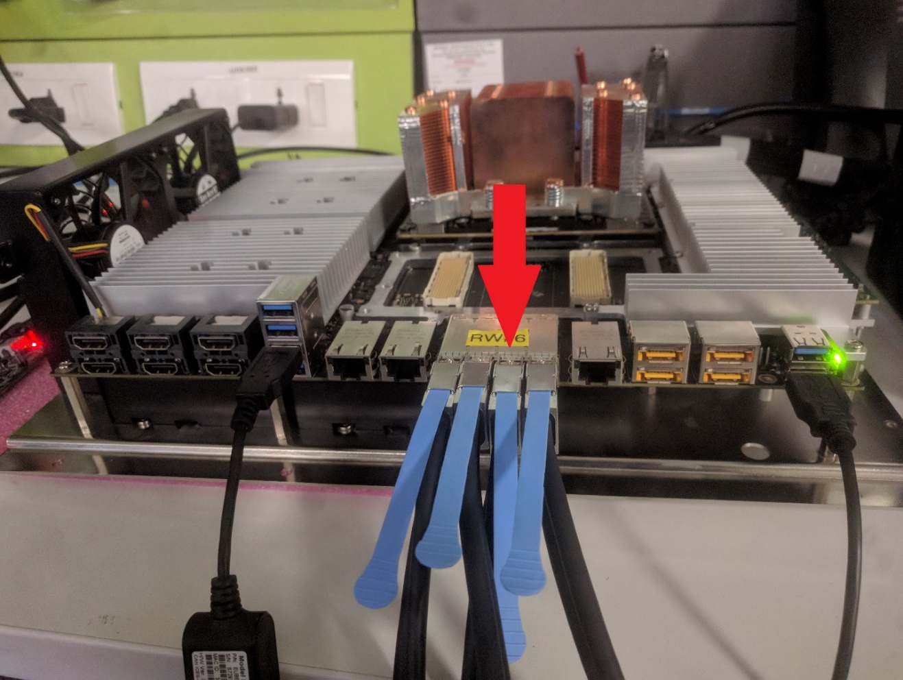 NonTransparent Bridging and PCIe Interface Communication